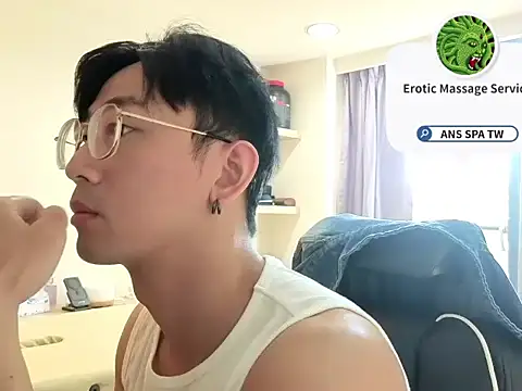 Snapshot of snakeheados chatting on February 10, 2026, 7:56 am snakeheados online show from February 10, 2026, 7:56 am