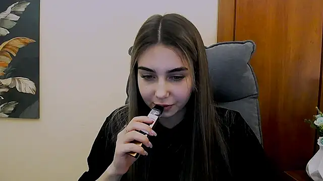 Lili magic online show from February 8, 2025, 3:42 pm