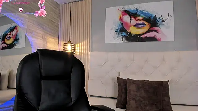 Snapshot of emma__smith1 chatting on September 22, 2025, 12:29 pm emma  smith1 online show from September 22, 2025, 12:29 pm