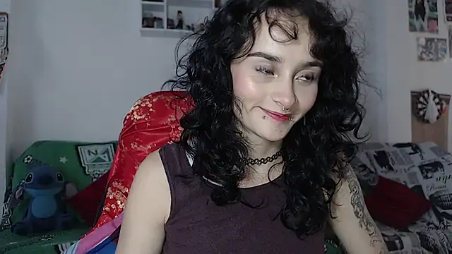 Snapshot of kitty22_ chatting on December 10, 2024, 3:22 pm kitty22  online show from December 10, 2024, 3:22 pm
