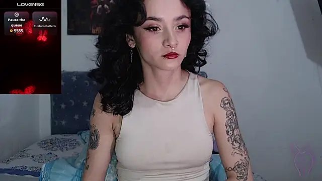 Snapshot of kitty22_ chatting on March 8, 2025, 4:17 pm kitty22  online show from March 8, 2025, 4:17 pm