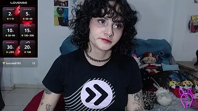 Snapshot of kitty22_ chatting on September 30, 2025, 12:32 pm kitty22  online show from September 30, 2025, 12:32 pm