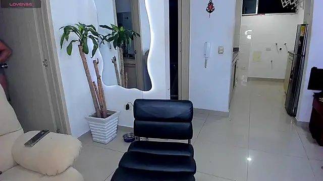 Snapshot of AbrilStivenson_ chatting on October 2, 2025, 1:34 am AbrilStivenson online show from October 2, 2025, 1:34 am