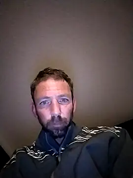 Treemandude online show from December 2, 2025, 3:51 pm