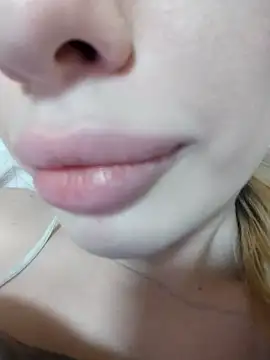 Elza kom online show from February 21, 2025, 12:28 pm