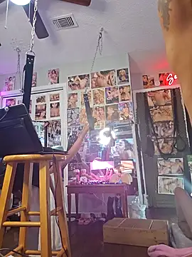 luvs2cumm69 online show from February 9, 2025, 10:53 am