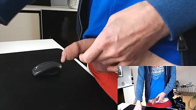 sperma tributes online show from September 30, 2025, 7:13 am