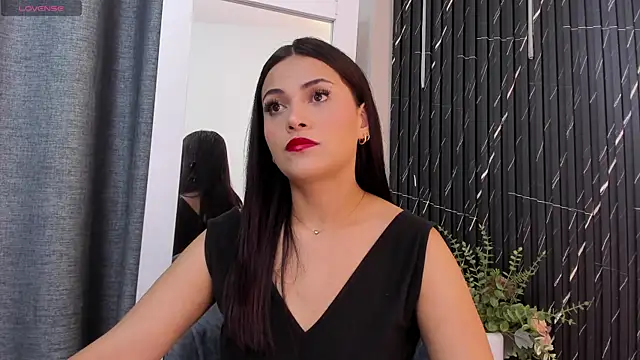 katrina kaif x online show from December 2, 2025, 7:09 pm