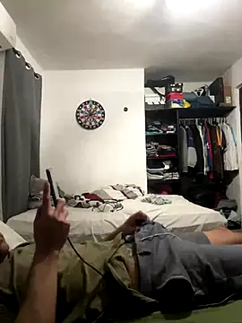 Magicerosxx69 online show from December 19, 2025, 2:40 am