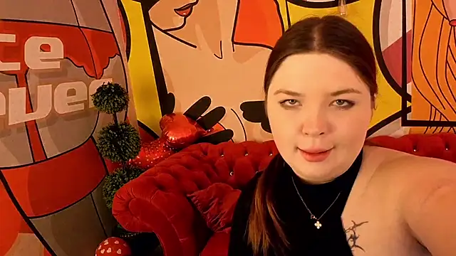 RosieMoons online show from March 26, 2026, 8:25 pm