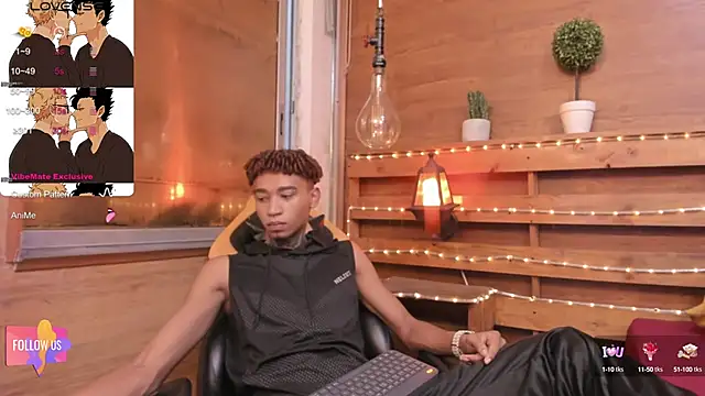 sexy blacks  online show from February 18, 2025, 11:33 am