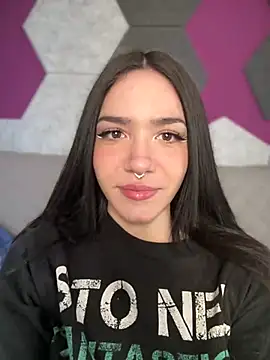 Snapshot of ShannonShanny chatting on March 19, 2025, 10:11 am ShannonShanny online show from March 19, 2025, 10:11 am