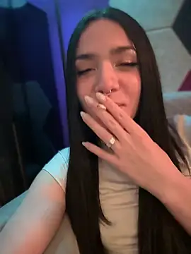 Snapshot of ShannonShanny chatting on March 19, 2025, 8:54 pm ShannonShanny online show from March 19, 2025, 8:54 pm