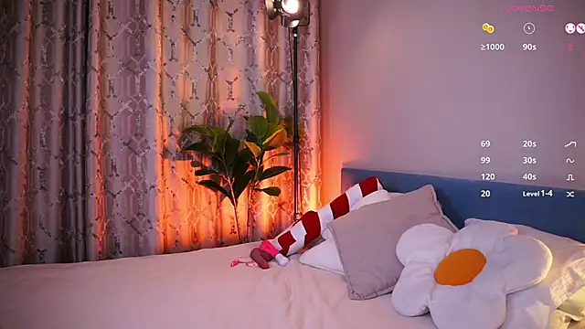 askaudrey  online show from January 15, 2025, 1:52 pm