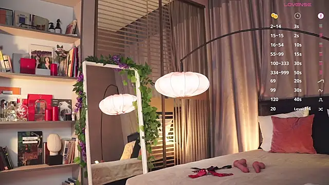 askaudrey  online show from February 7, 2025, 4:56 pm