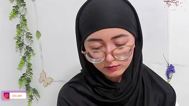 aysel elid online show from September 28, 2025, 10:26 pm