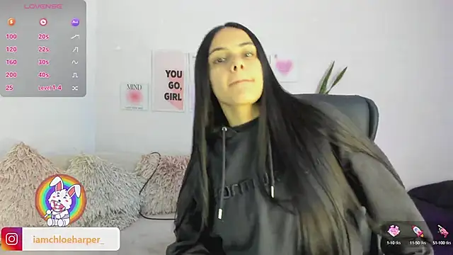 ChloeHarper  online show from February 7, 2025, 12:06 pm