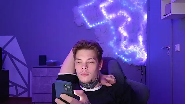 DENIS HERE online show from December 9, 2024, 2:17 pm