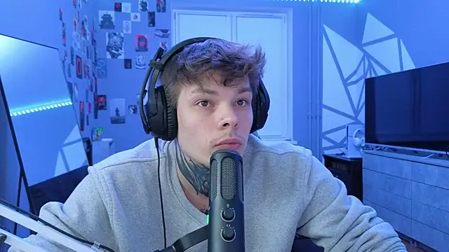 DENIS HERE online show from March 16, 2025, 2:10 am