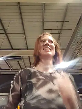 Exhibitionsplit online show from March 14, 2025, 11:00 pm