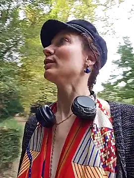 Exhibitionsplit online show from October 19, 2025, 12:06 pm