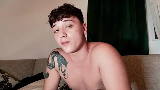 Snapshot of Joedonovan1 chatting on September 28, 2025, 8:25 pm Joedonovan1 online show from September 28, 2025, 8:25 pm