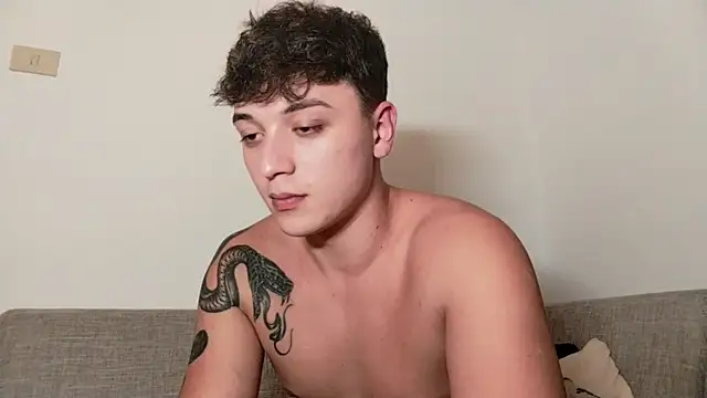 Snapshot of Joedonovan1 chatting on October 3, 2025, 4:59 pm Joedonovan1 online show from October 3, 2025, 4:59 pm