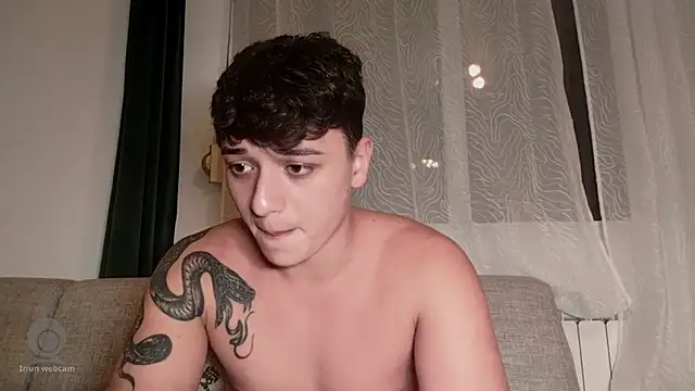 Snapshot of Joedonovan1 chatting on October 8, 2025, 6:16 pm Joedonovan1 online show from October 8, 2025, 6:16 pm