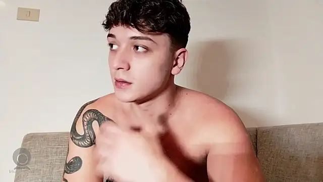 Snapshot of Joedonovan1 chatting on October 28, 2025, 7:38 pm Joedonovan1 online show from October 28, 2025, 7:38 pm