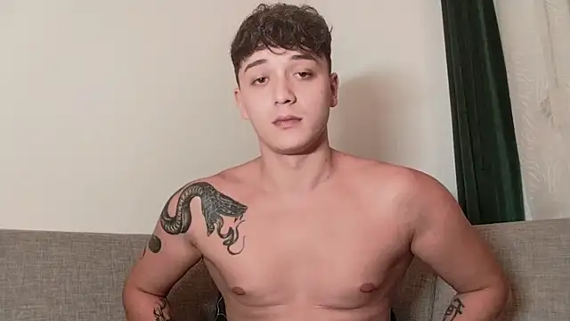 Snapshot of Joedonovan1 chatting on October 31, 2025, 7:26 pm Joedonovan1 online show from October 31, 2025, 7:26 pm