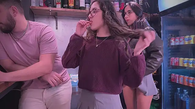 Snapshot of barfantasy chatting on January 25, 2025, 8:21 pm barfantasy online show from January 25, 2025, 8:21 pm