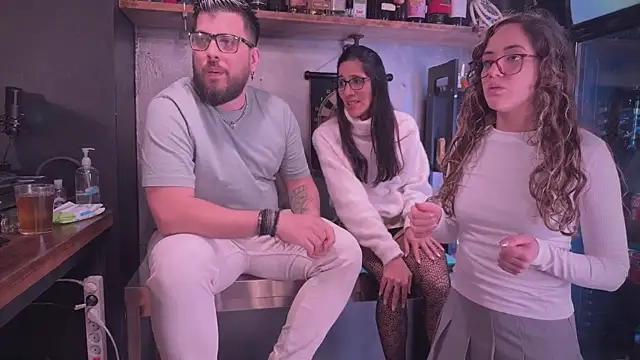 Snapshot of barfantasy chatting on March 16, 2025, 7:38 pm barfantasy online show from March 16, 2025, 7:38 pm