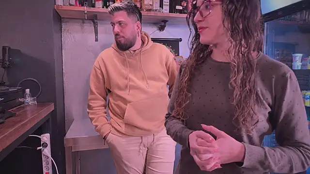 Snapshot of barfantasy chatting on March 19, 2025, 8:11 pm barfantasy online show from March 19, 2025, 8:11 pm