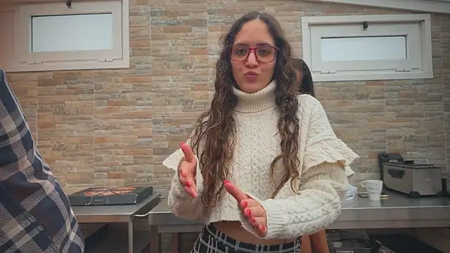 Snapshot of barfantasy chatting on September 29, 2025, 8:30 am barfantasy online show from September 29, 2025, 8:30 am