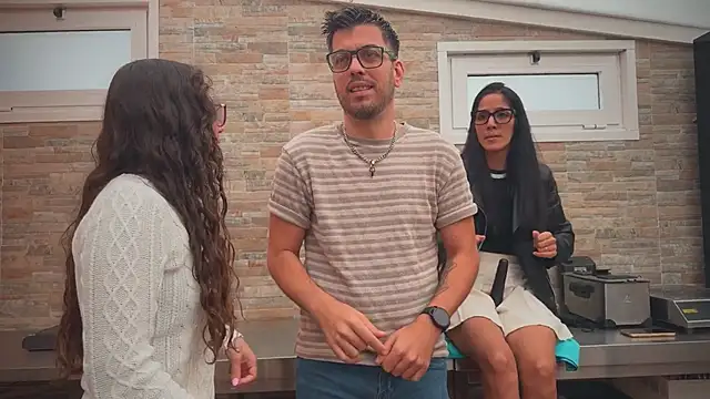 Snapshot of barfantasy chatting on October 17, 2025, 9:12 am barfantasy online show from October 17, 2025, 9:12 am