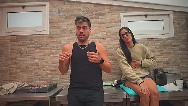 Snapshot of barfantasy chatting on October 20, 2025, 8:48 am barfantasy online show from October 20, 2025, 8:48 am