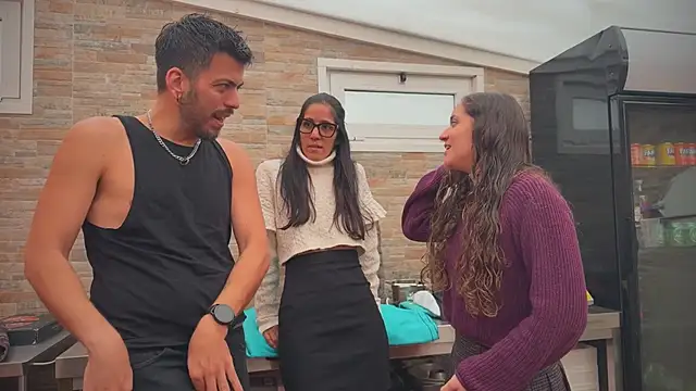 Snapshot of barfantasy chatting on October 30, 2025, 9:44 am barfantasy online show from October 30, 2025, 9:44 am