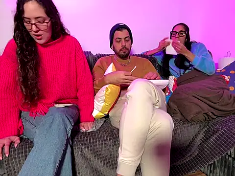 Snapshot of barfantasy chatting on November 16, 2025, 10:54 am barfantasy online show from November 16, 2025, 10:54 am