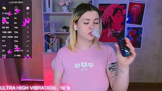 cutie mili online show from February 26, 2025, 10:47 am