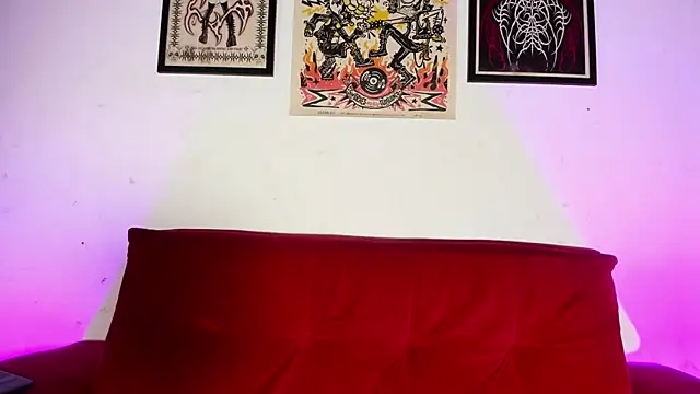 irregular fetish  online show from May 16, 2026, 12:40 am