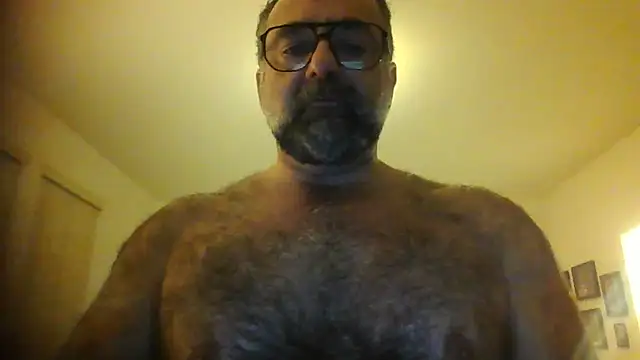 chainjulious online show from November 17, 2025, 1:17 pm