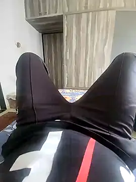 DesiRocco7 online show from September 20, 2025, 6:47 am