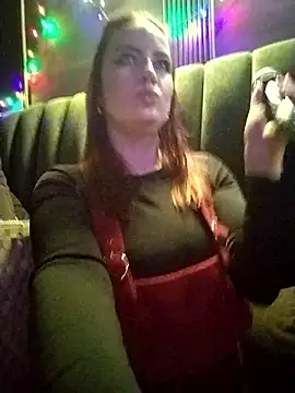  miss ella  online show from December 7, 2024, 6:26 pm