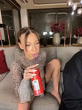 SexOnMyLvL online show from December 3, 2024, 9:01 pm