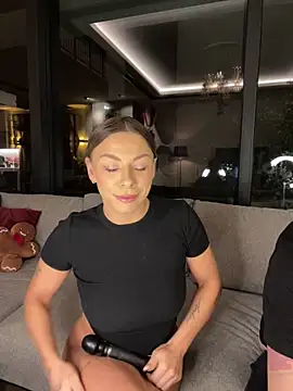 SexOnMyLvL online show from December 15, 2025, 9:41 pm