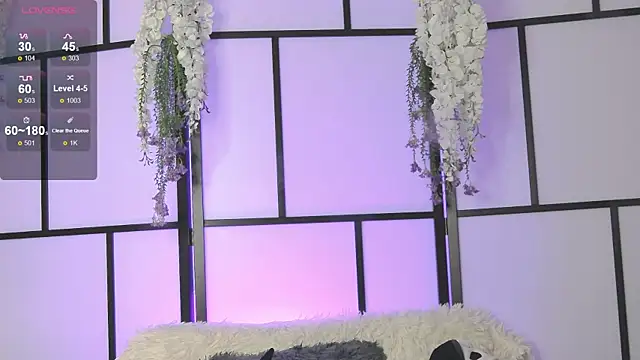 Snapshot of Xenomy chatting on February 28, 2025, 4:54 am Xenomy online show from February 28, 2025, 4:54 am