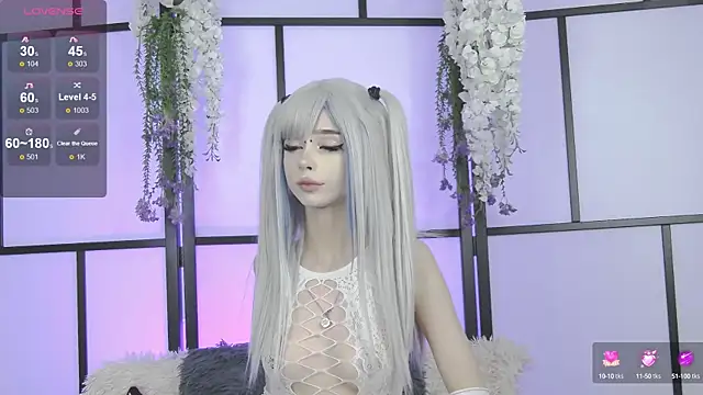 Snapshot of Xenomy chatting on March 10, 2025, 8:26 am Xenomy online show from March 10, 2025, 8:26 am