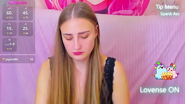 MilliStrii online show from December 23, 2024, 12:57 am