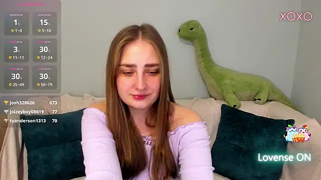 MilliStrii online show from April 6, 2026, 4:46 am