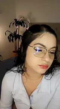 Lia Hurley online show from December 24, 2024, 3:16 pm